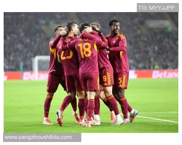 年青人热议罗马直播赛事共同探索足球激情与青春活力的碰撞 年青人热议罗马直播赛事共同探索足球激情与青春活力的碰撞